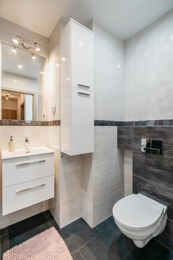 Nocosfera Apartament Serbinow Kaliszki Exteriör bild