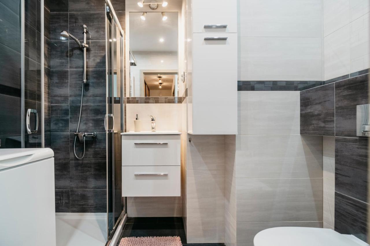 Nocosfera Apartament Serbinow Kaliszki Exteriör bild